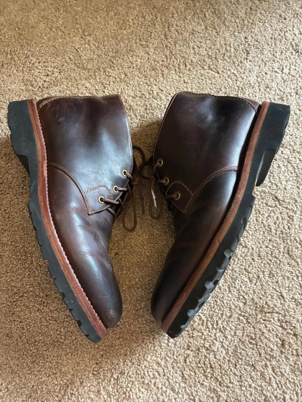 Trask Men's Brown Leather Chukka Boots Lace Up Ankle Boots size 9.5